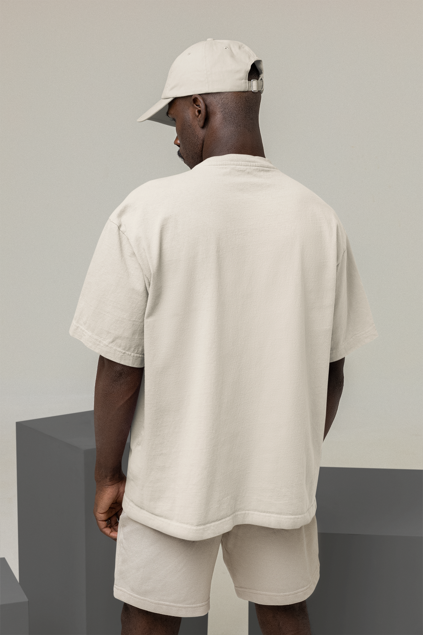 Camiseta Oversized Básica Hevor