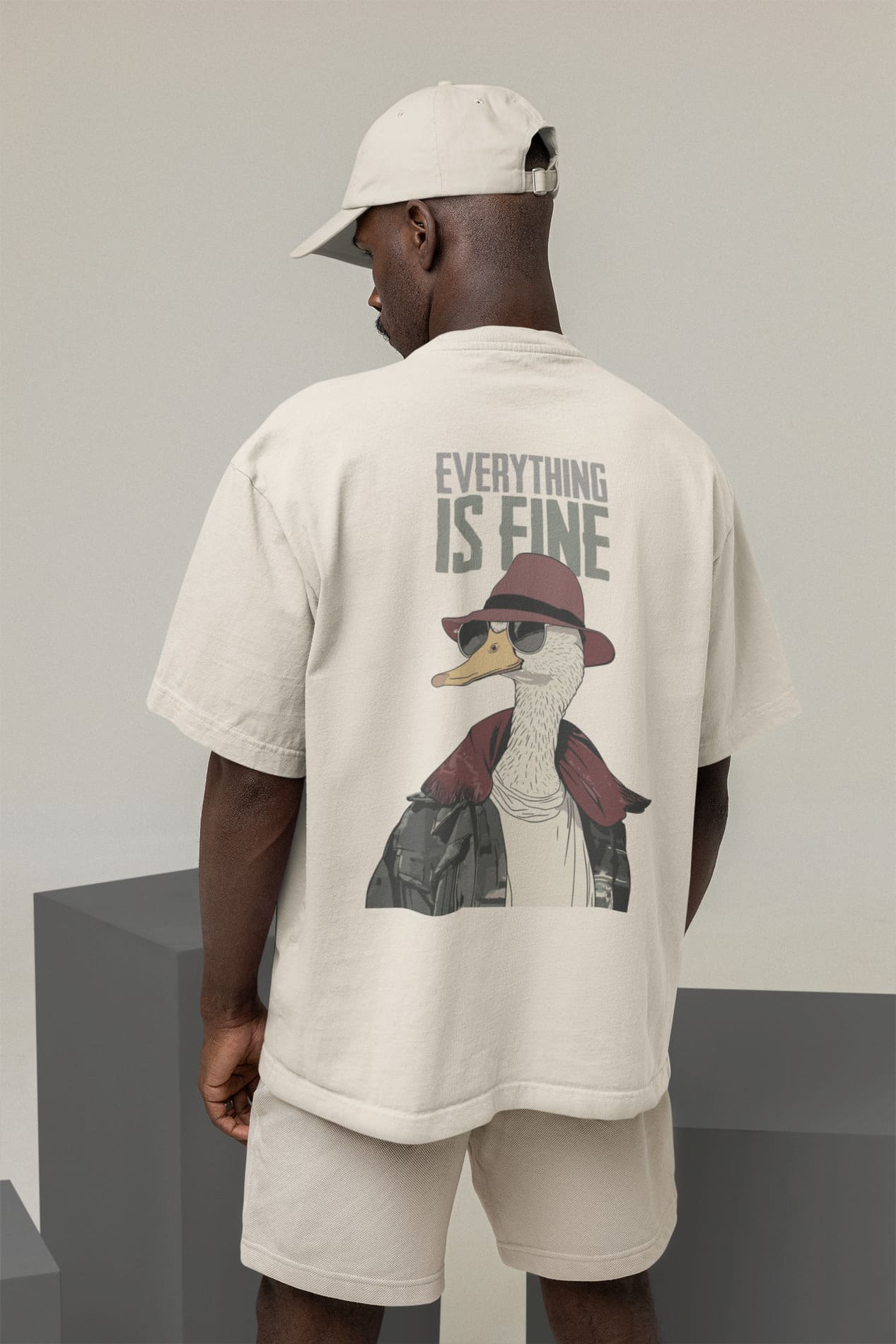 Camiseta Oversized Tshirt Hevor Is Fine