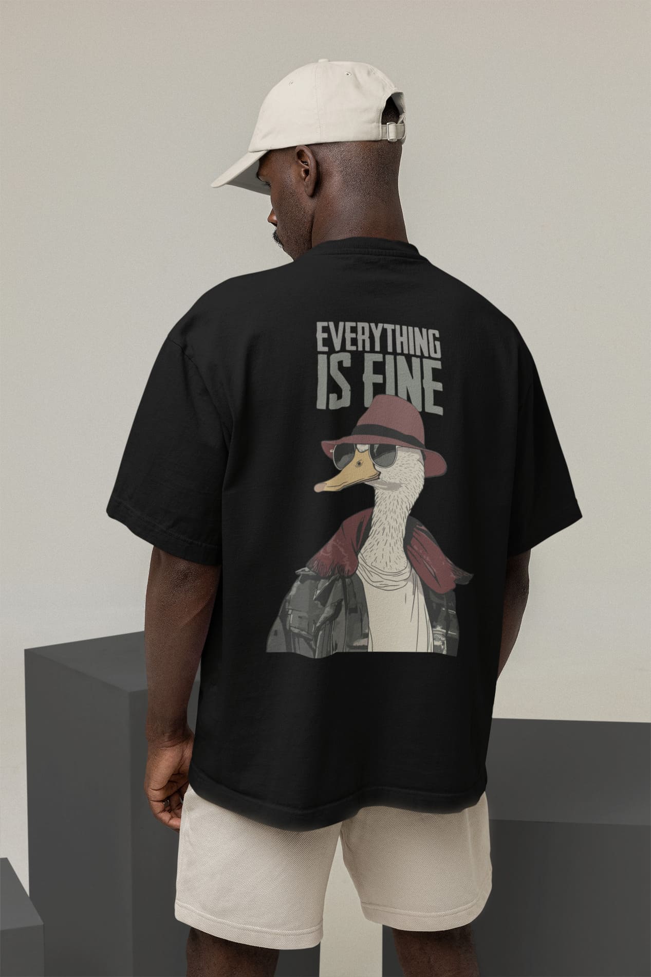 Camiseta Oversized Tshirt Hevor Is Fine