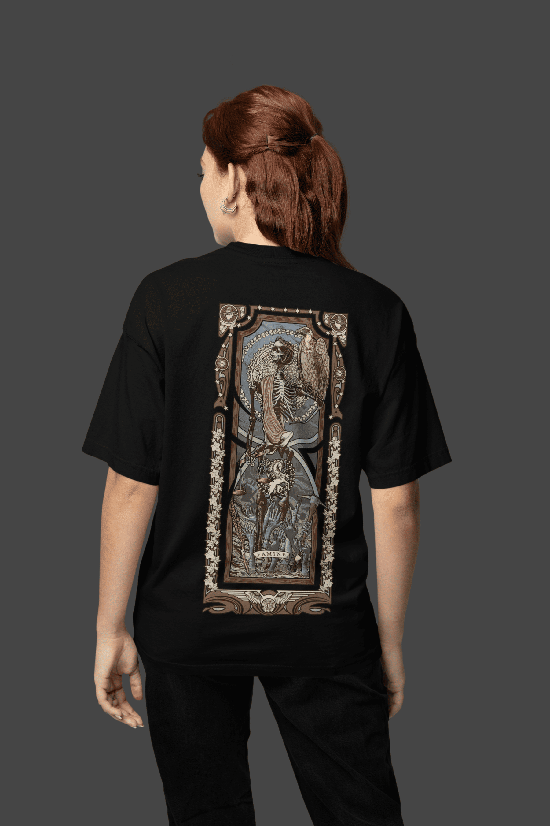 Camiseta Oversized Tshirt Hevor Tarot Famine