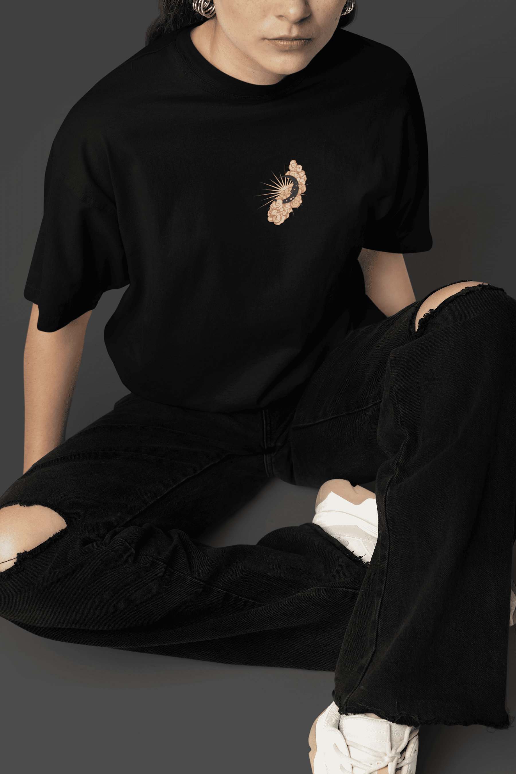 Camiseta Oversized Tshirt Hevor Despojada Eclipse Sereno