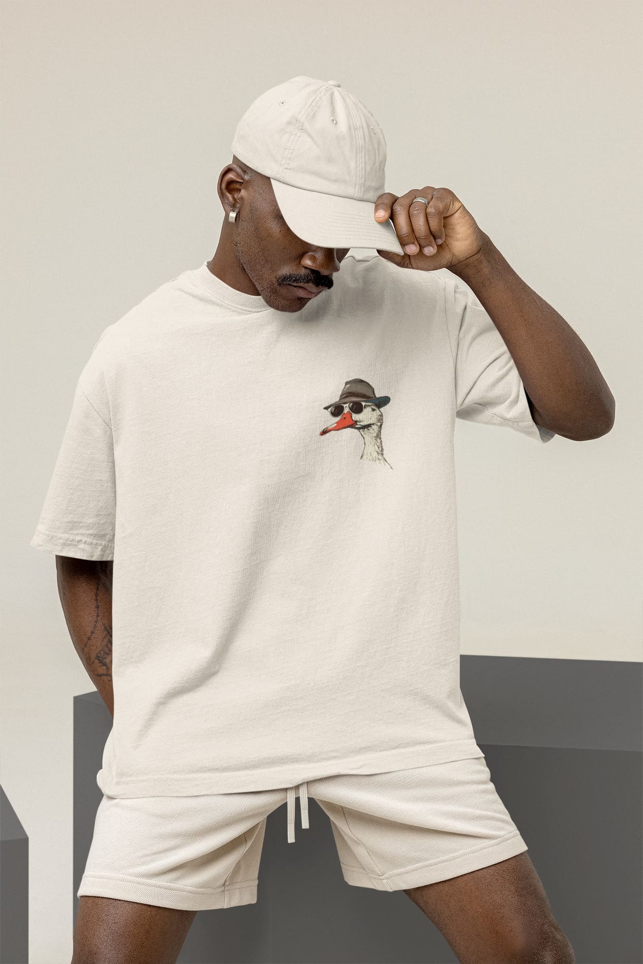 Camiseta Oversized Tshirt Hevor Is Fine