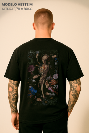 Camiseta Oversized Tshirt Hevor Tarot A Vida é um Sonho