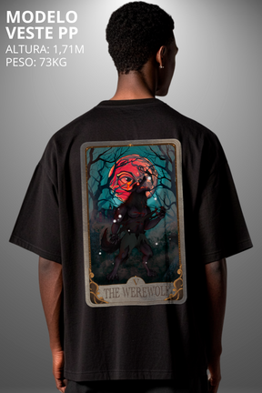 Camiseta Oversized Drop Folclore Brasileiro Lobisomem Hevor
