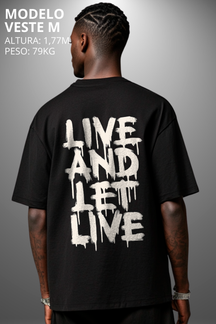 Camiseta Oversized Drop Typography Live And Let Live Hevor