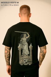 Camiseta Oversized Tshirt Hevor Tarot Justice