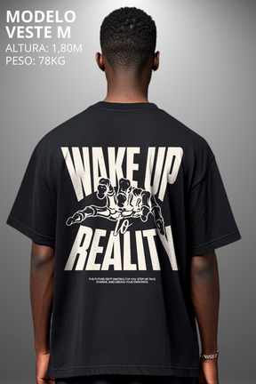 Camiseta Oversized Drop Typography Wake Up Hevor
