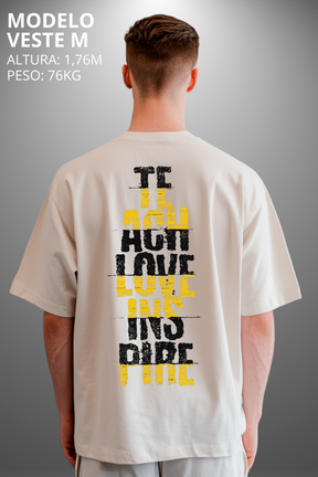 Camiseta Oversized Drop Typography Teach Hevor