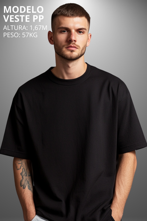 Camiseta Oversized Drop Typography To The Have Hevor