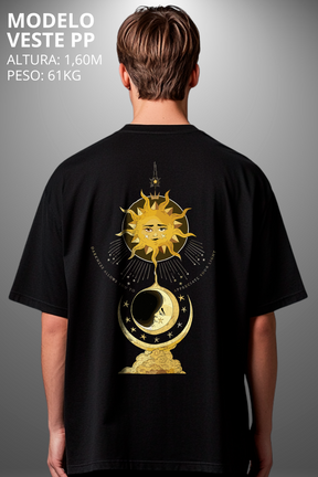 Camiseta Oversized Tshirt Hevor Exclusive Moon Sun