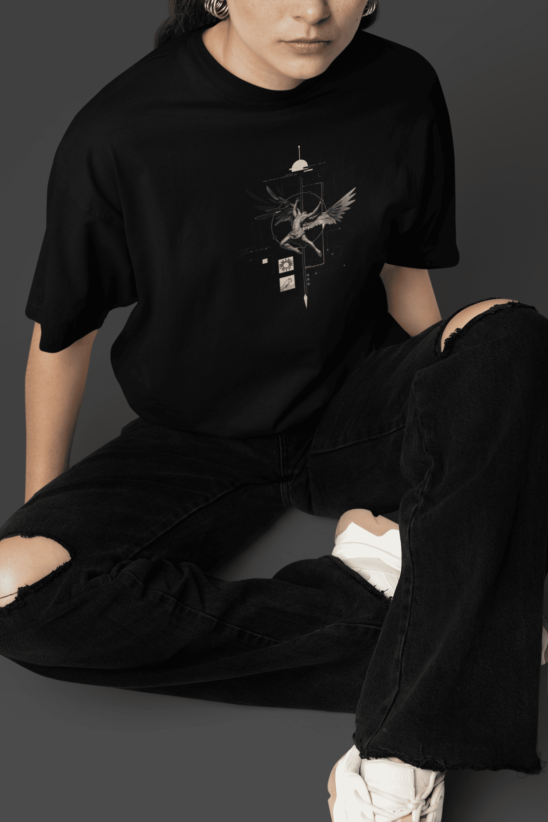 Camiseta Oversized Tshirt Hevor Despojada Icarus