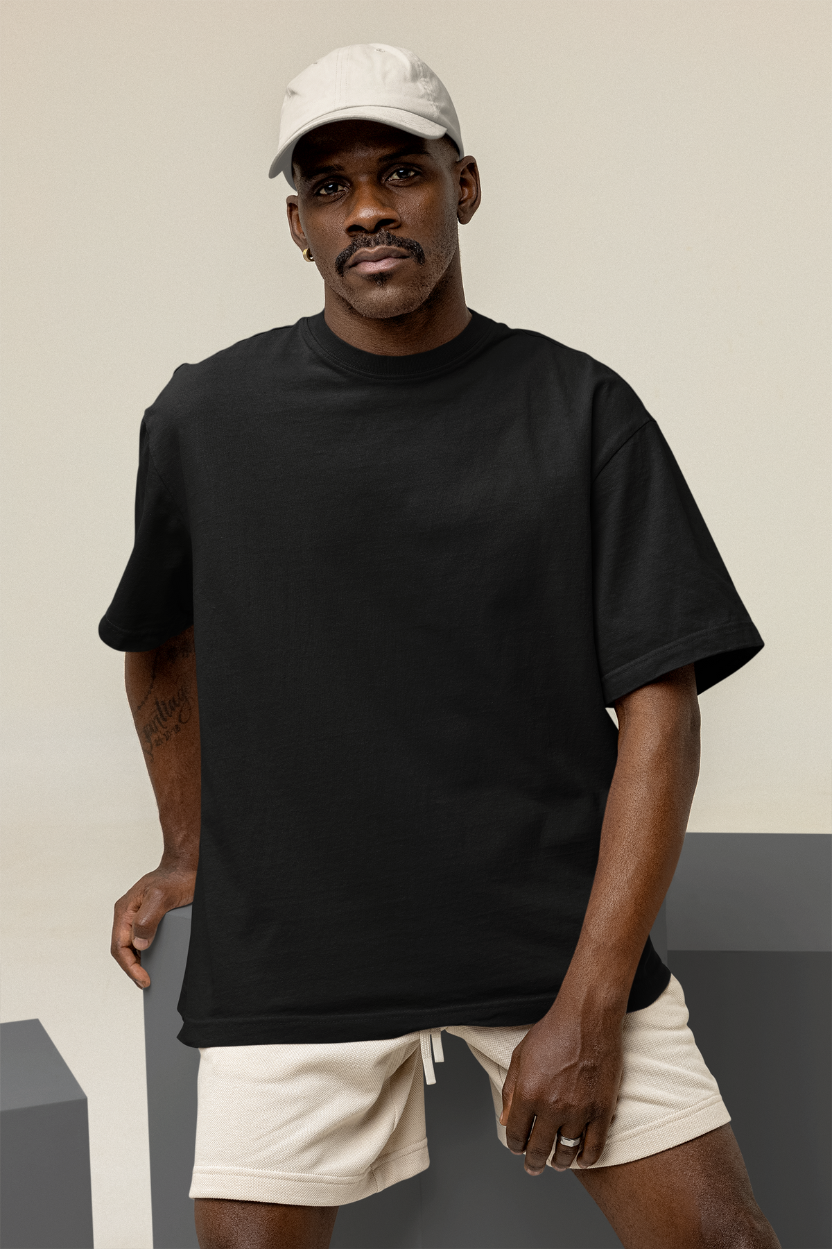 Kit 4 Camisetas Oversized Básica Hevor